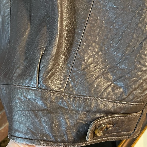 Short(to waist) bovine/bull hide bomber button up, Lge by J.Persy for Marvin Ric - Picture 9 of 15